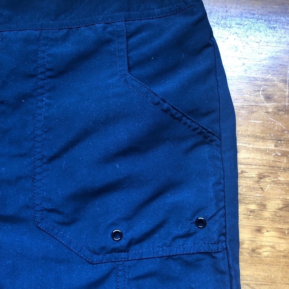 Maxine Shorts W Size 8 Black Boardshorts Button Closure Coastal Minimalist - Picture 12 of 13